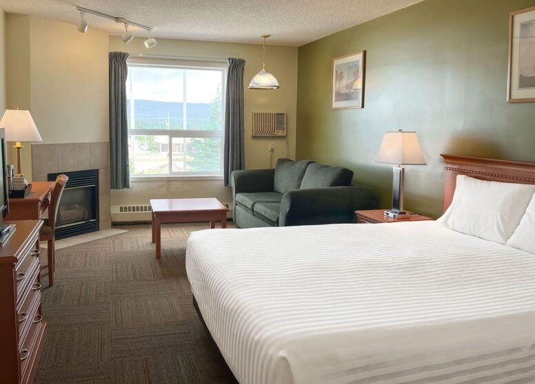 coast-hinton-hotel-0001s-0017-coast-king-4561